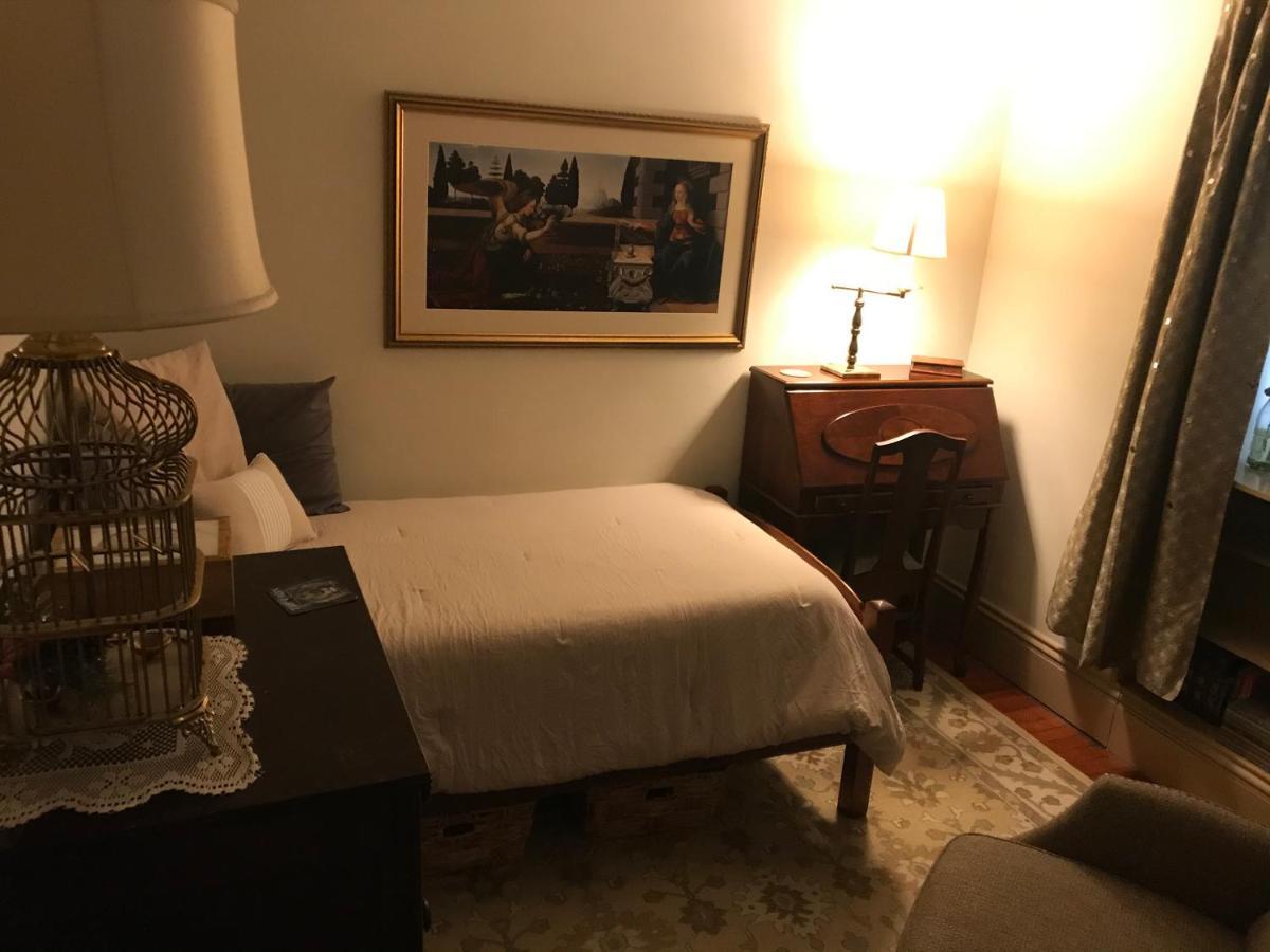Little Castle Homestay Villanova